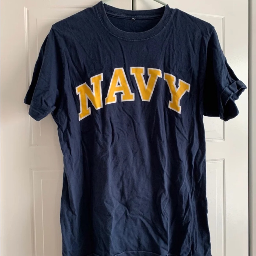US Navy t shirt size medium